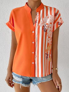 Μπλούζα σε πάνελ με floral σχέδιο με κουμπί και κοντομάνικο